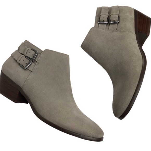 SAM EDELMAN Petal Ankle Boot - Picture 1 of 8